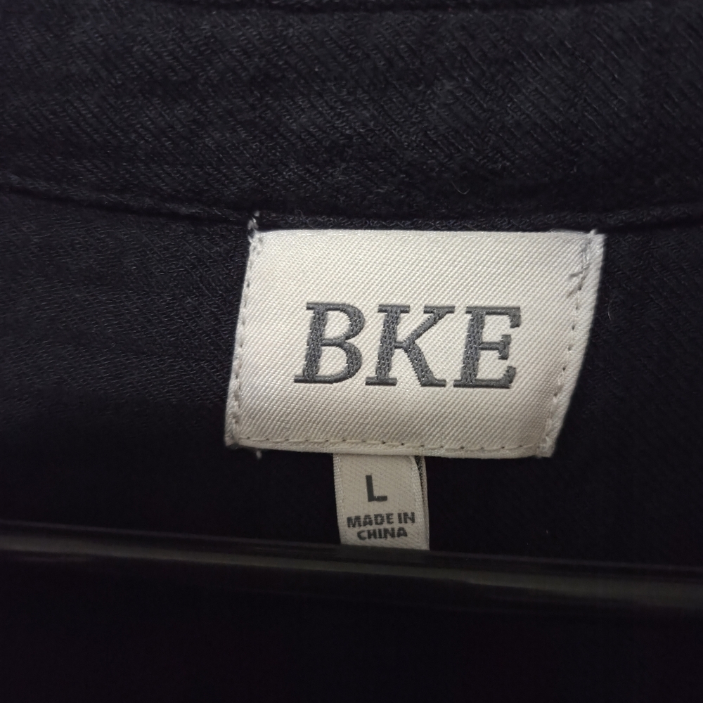 BKE Casual Black Button Down Shirt - Picture 4 of 4